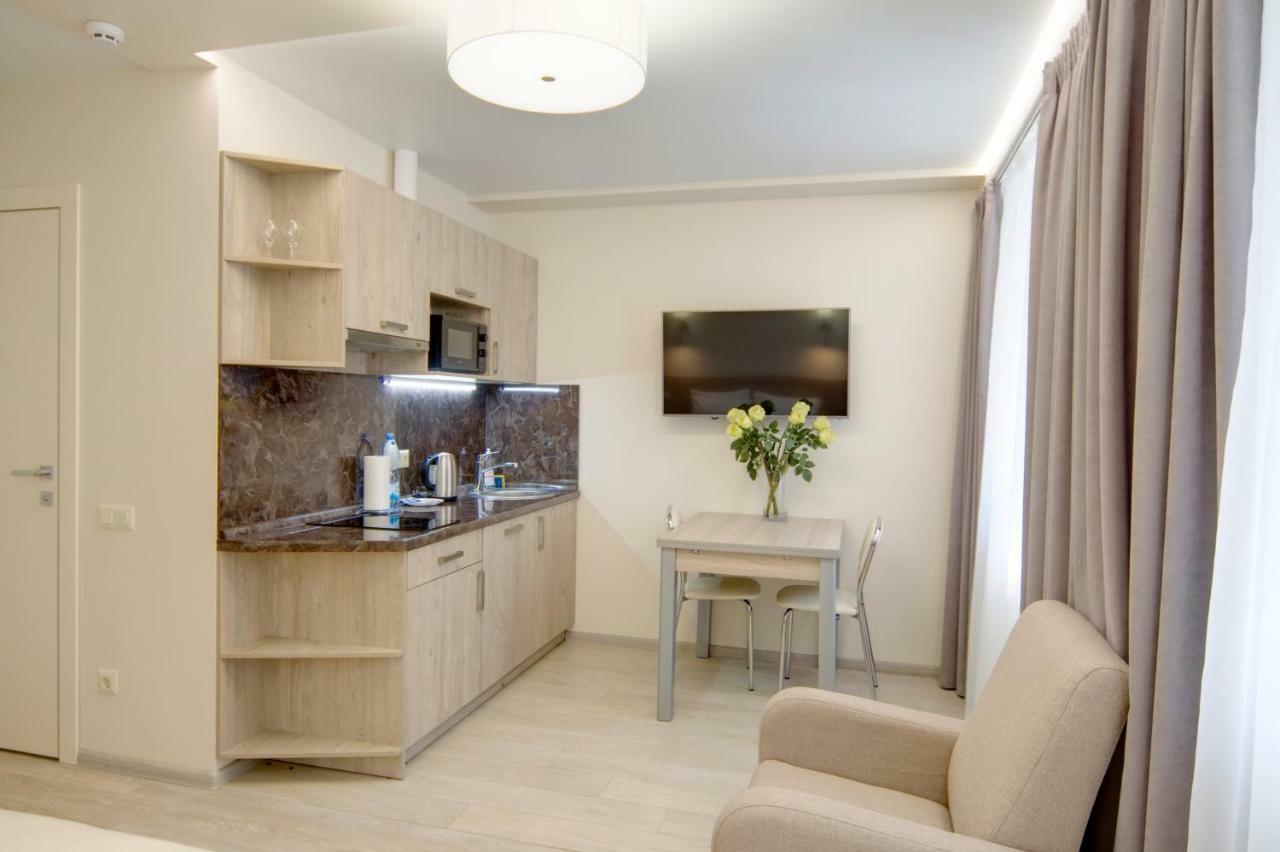 Arena Summit Apart Hotel Киев Екстериор снимка
