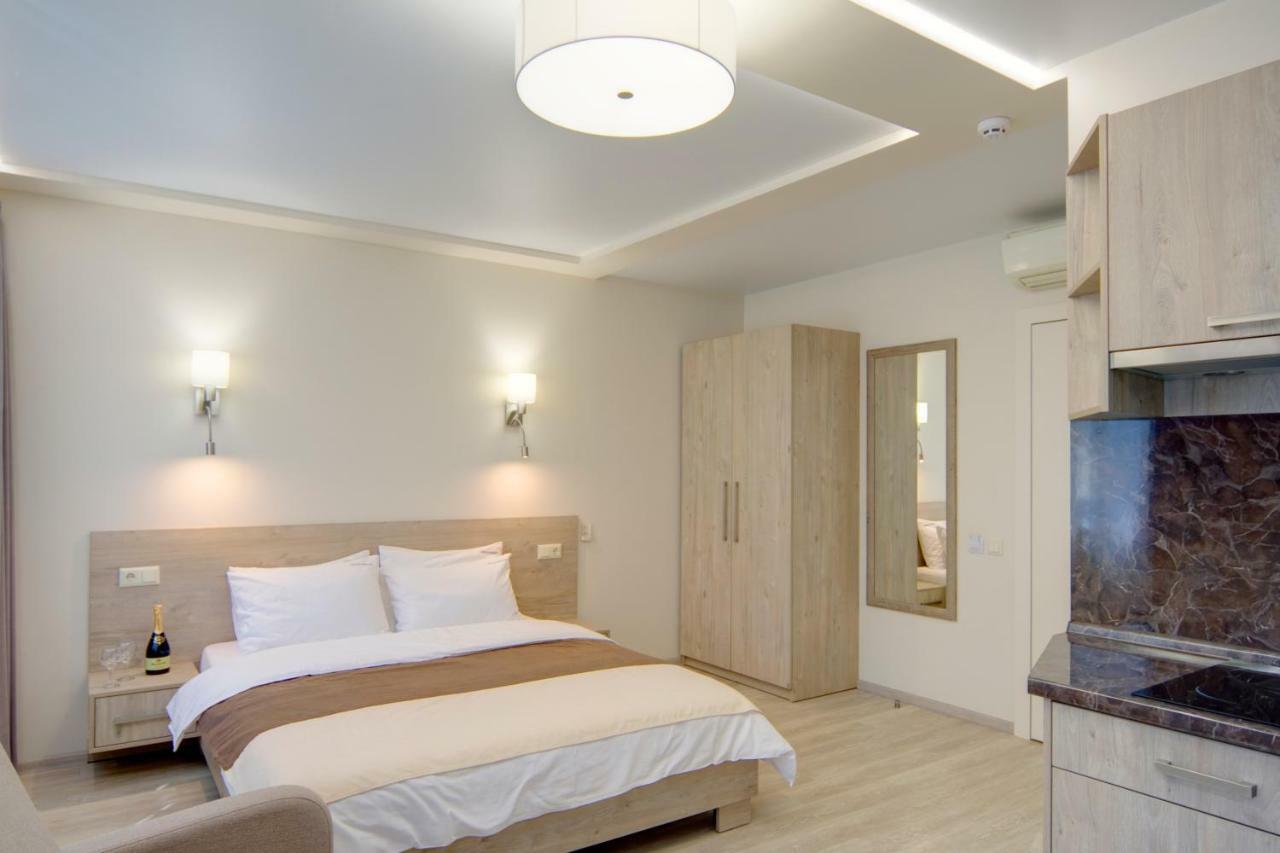Arena Summit Apart Hotel Киев Екстериор снимка