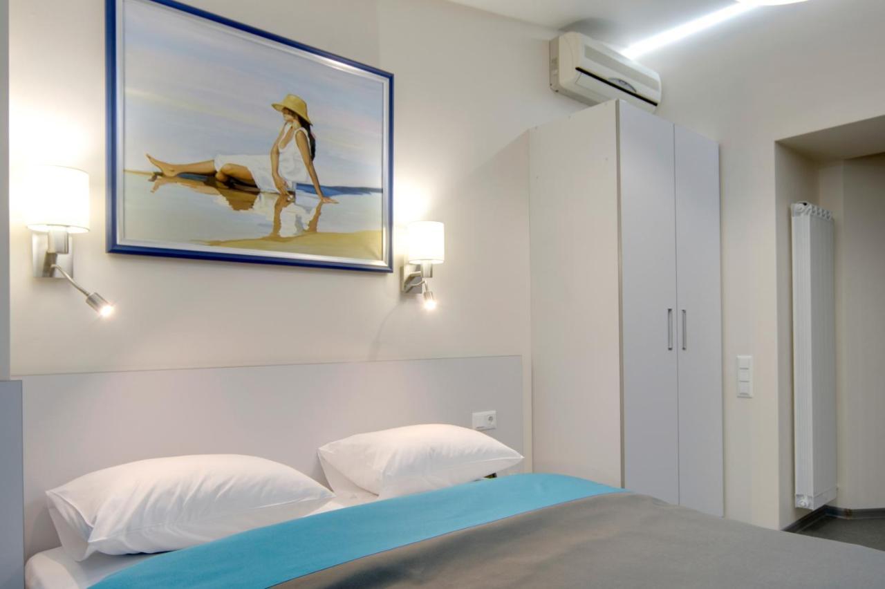Arena Summit Apart Hotel Киев Екстериор снимка