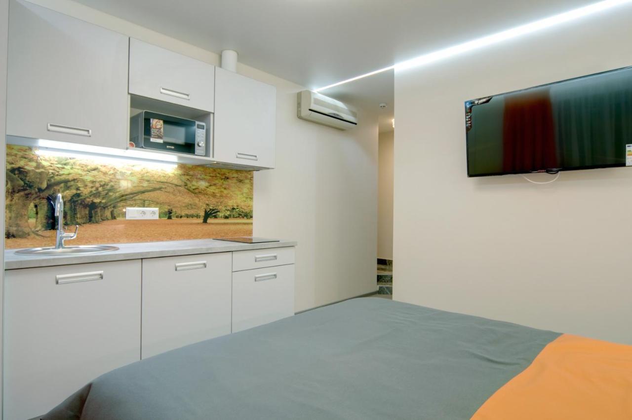 Arena Summit Apart Hotel Киев Екстериор снимка